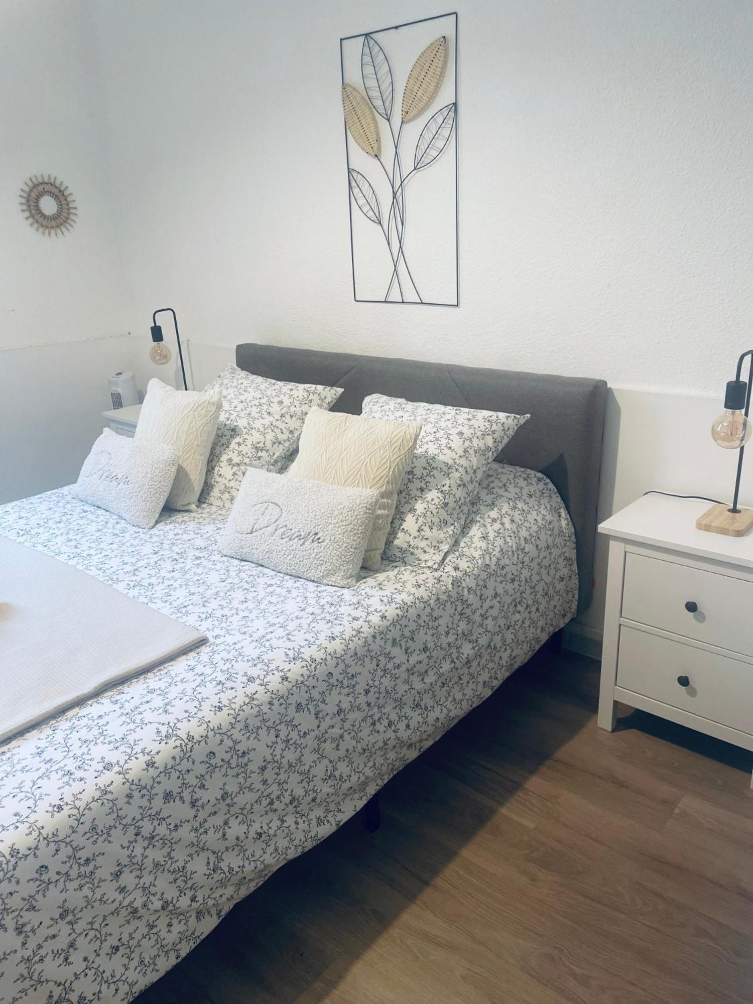 Appartement Authentique Coeur De Ville Сет Экстерьер фото